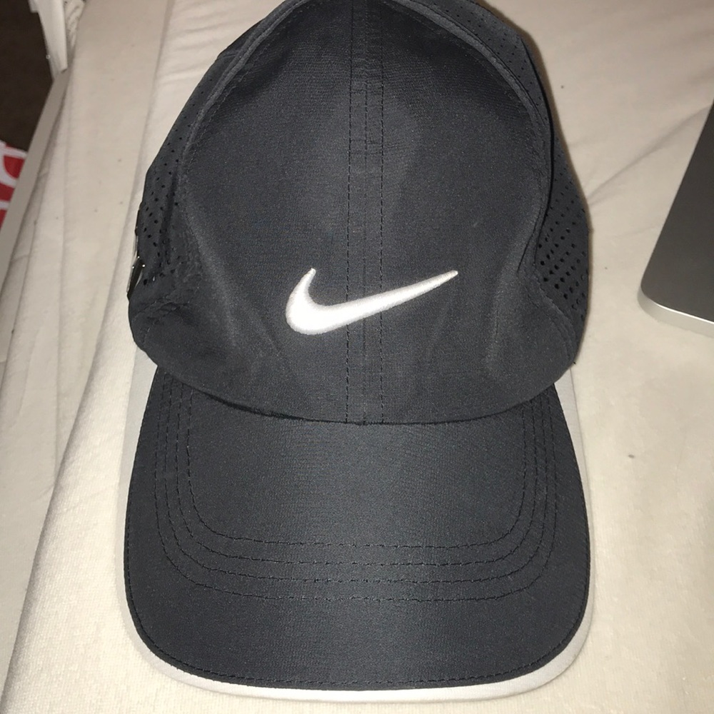 Nike golf hat